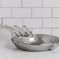 De Buyer Mineral B PRO Eisenpfannen - Pfannen aus Eisen mit Edelstahlgriff in vier Groessen